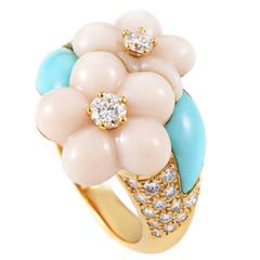 Van Cleef & Arpels Gemstone Diamond Gold Floral Ring