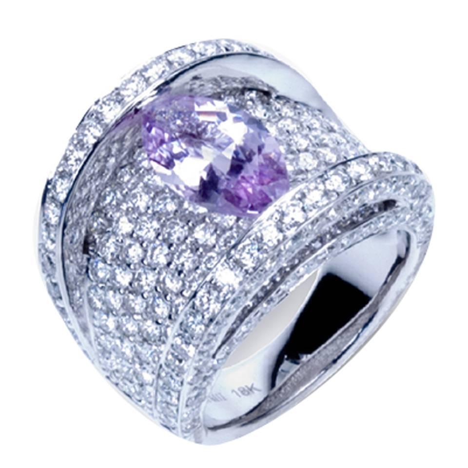 "Samuel Getz" Lavender Pink Spinel & Pavé Diamond 18 Kt. Gold Ring For Sale