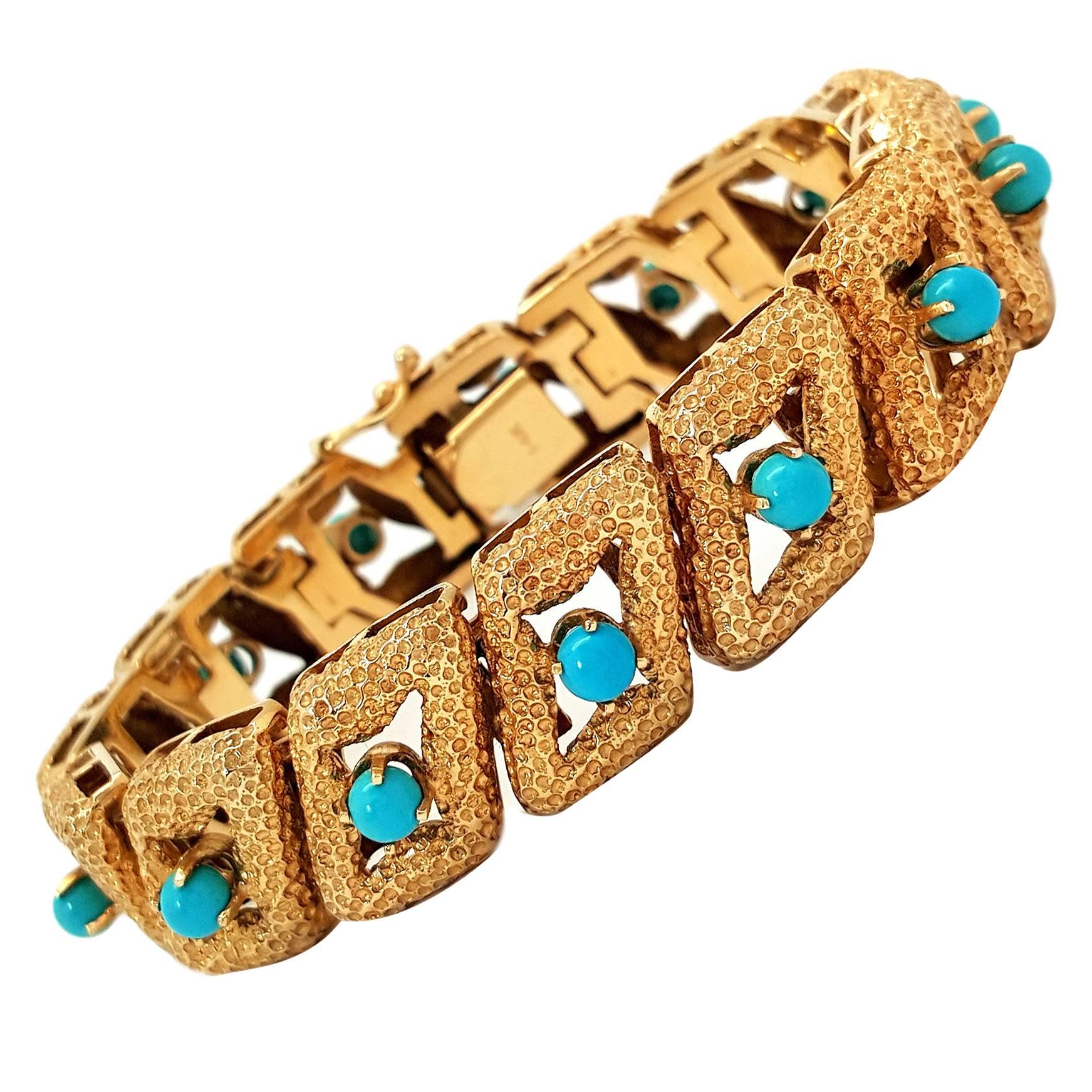 Persian Turquoise Textured Gold Bracelet For Sale