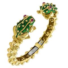 David Webb Kingdom Collection Green Enamel Frog Bangle Bracelet 