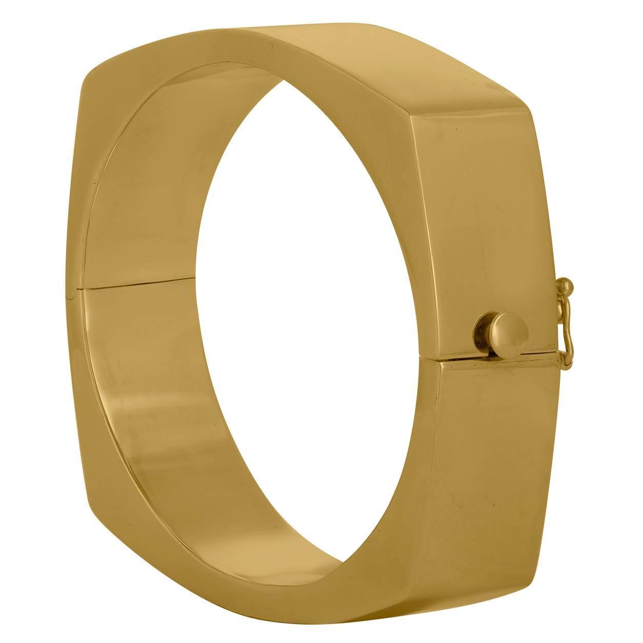 Solid Gold Bangle Bracelet For Sale at 1stdibs