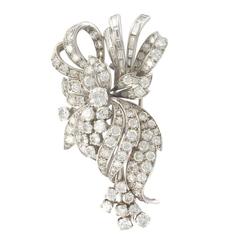 1950s French 7.5 Carats Baguette and Brilliant Cut Diamonds Gold Brooch 4