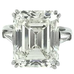15.54 Carat GIA Cert Center Emerald Cut Three-Stone Diamond Platinum Ring 11
