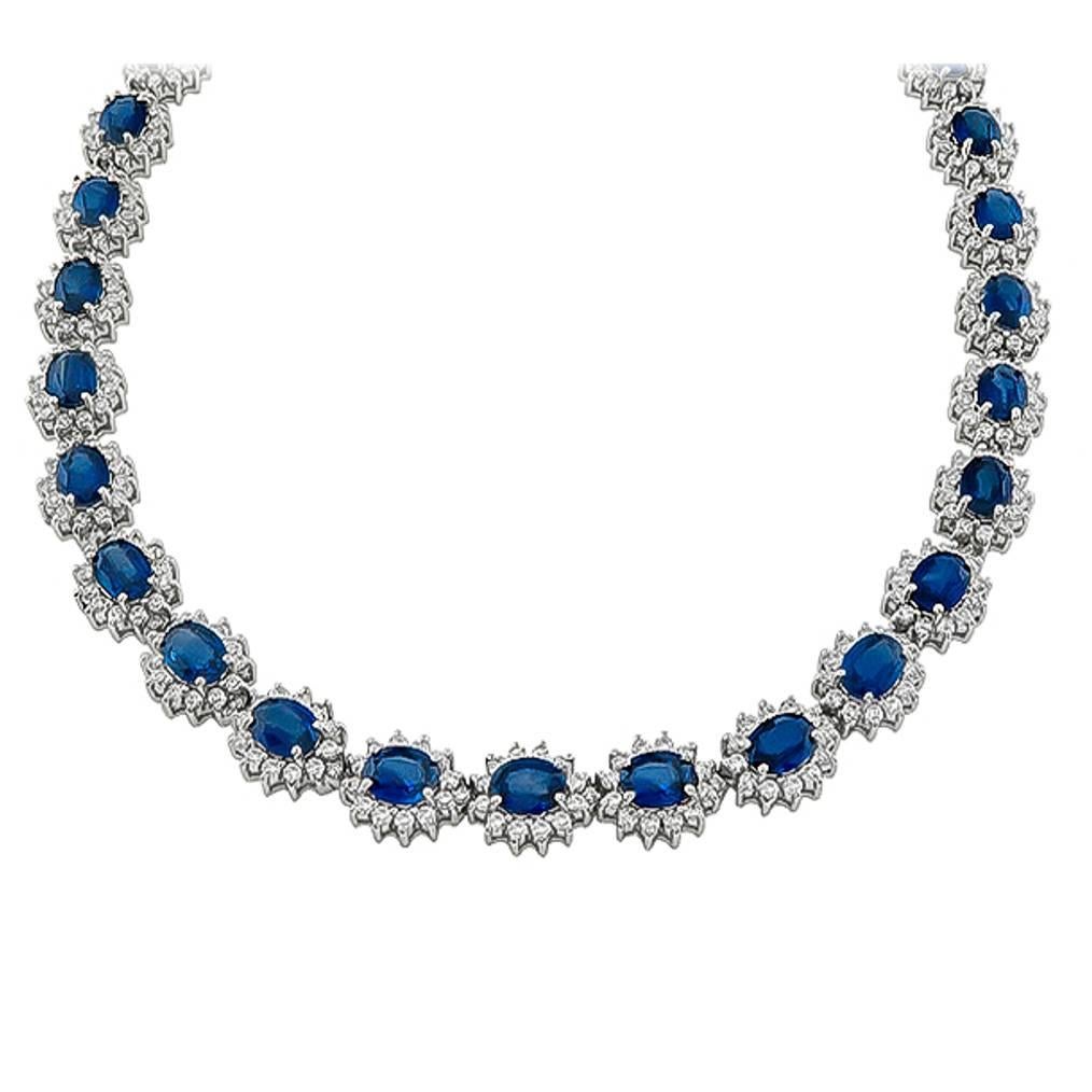 Stunning Sapphire Diamond Gold Cluster Necklace