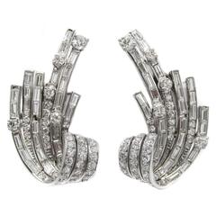 Impressive 1960s Diamond Platinum Earrings 5