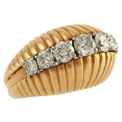 Van Cleef & Arpels Paris Mid-20th Century Diamond Gold Bombe Ring 1