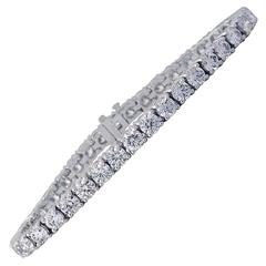 Impressive 10.82 Carat Diamond Tennis Bracelet
