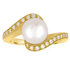 Diamond & Freshwater Cultured Pearl Bypass Gold Ring 2