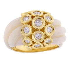 1970s Van Cleef & Arpels Angel Skin Coral Diamond Gold Ring