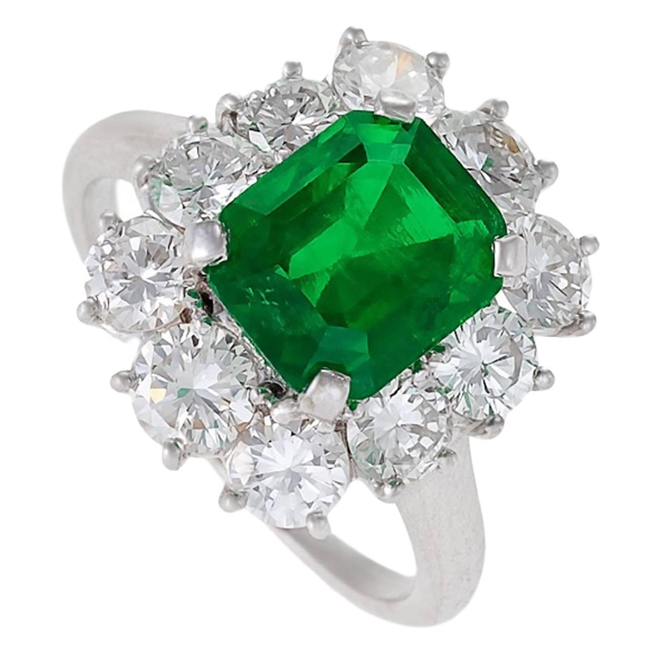 Van Cleef & Arpels 1960's Emerald Diamond Platinum Cluster Ring