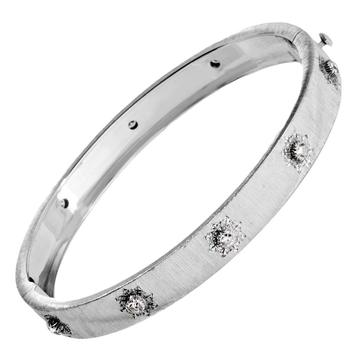 Buccellati Macri Classica Diamond Gold Bangle Bracelet