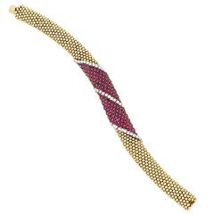 1960s Van Cleef & Arpels Paris Diamond Ruby Gold Cous-Cous Bracelet