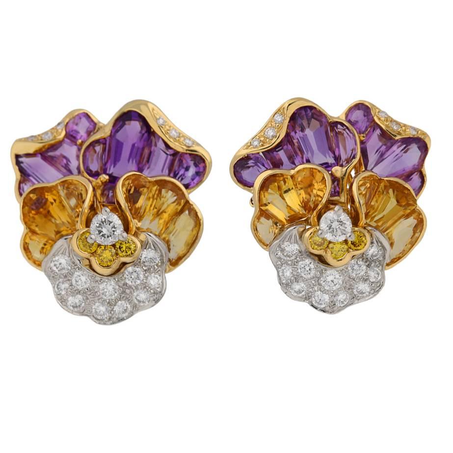 Oscar Heyman Brothers pansy earrings, circa 1960. For Sale