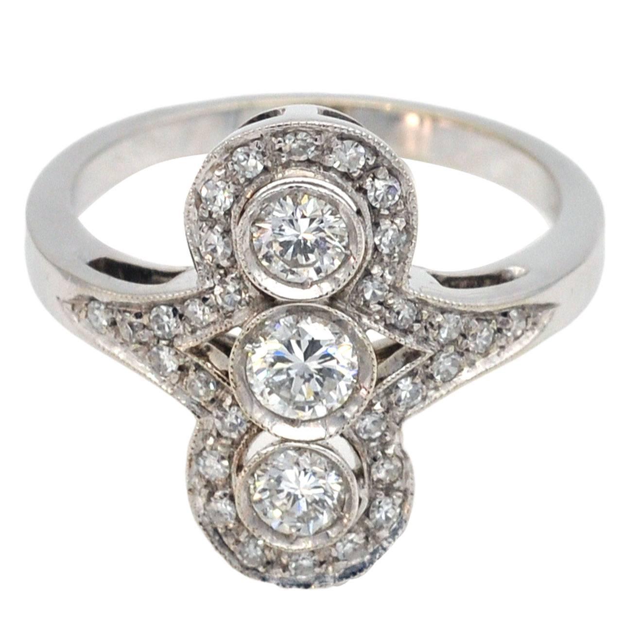 Art Deco Style Diamond and White Gold Ring For Sale