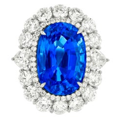 Fine Ceylon Sapphire and Diamond Ring