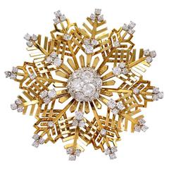Van Cleef & Arpels Diamond and Gold Snowflake Brooch 10
