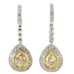 4.75 Carats White and Yellow Diamond Gold Dangle Drop Earrings 12