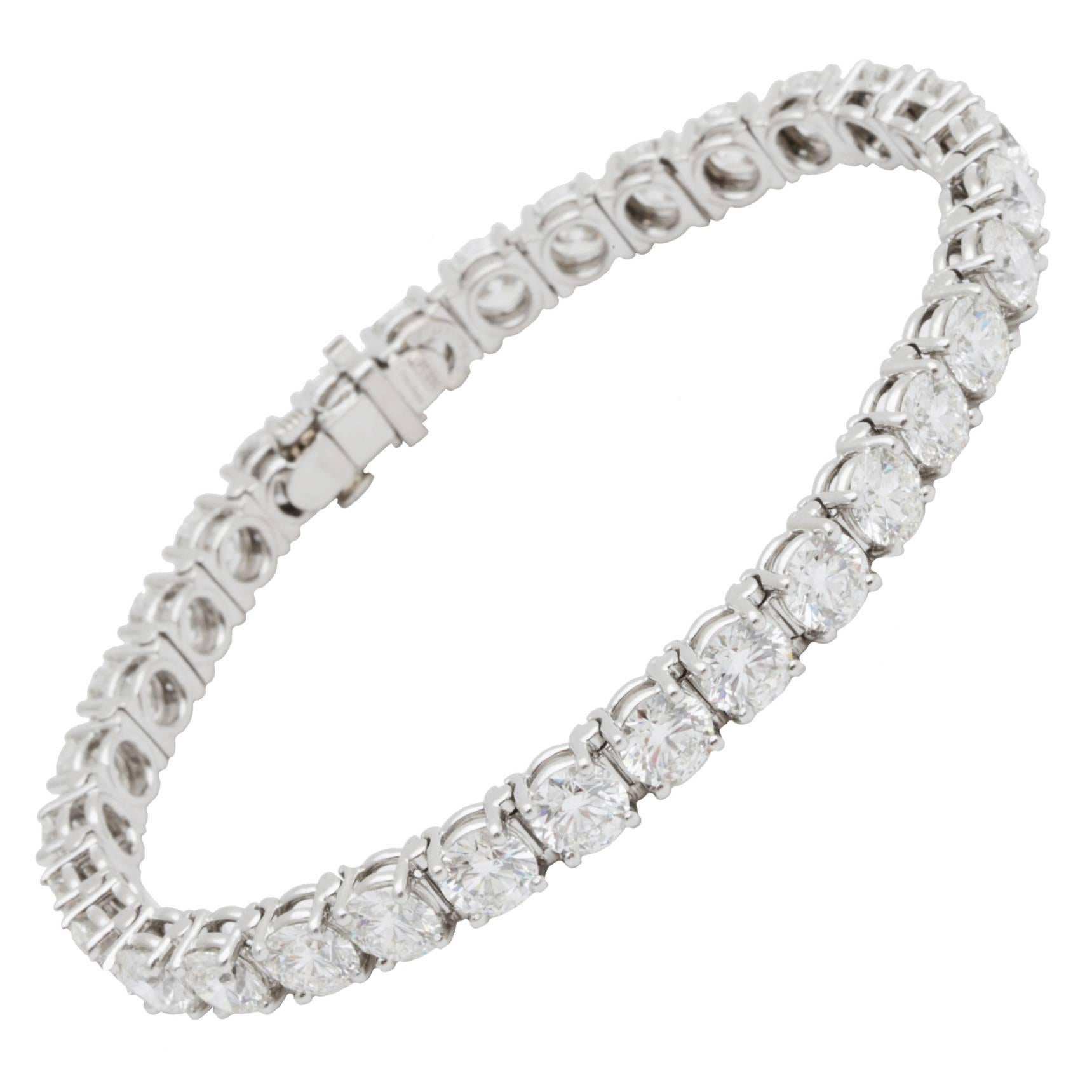 Tiffany & Co. Diamond Platinum Tennis Bracelet 16.78 Carat For Sale