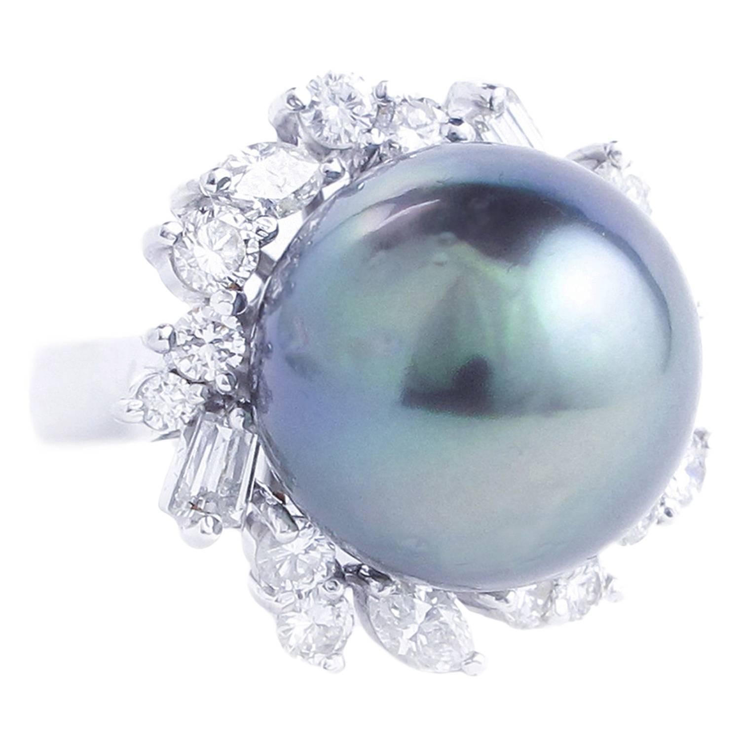 Fine Tahitian Pearl Diamond Ring, 18K White Gold For Sale