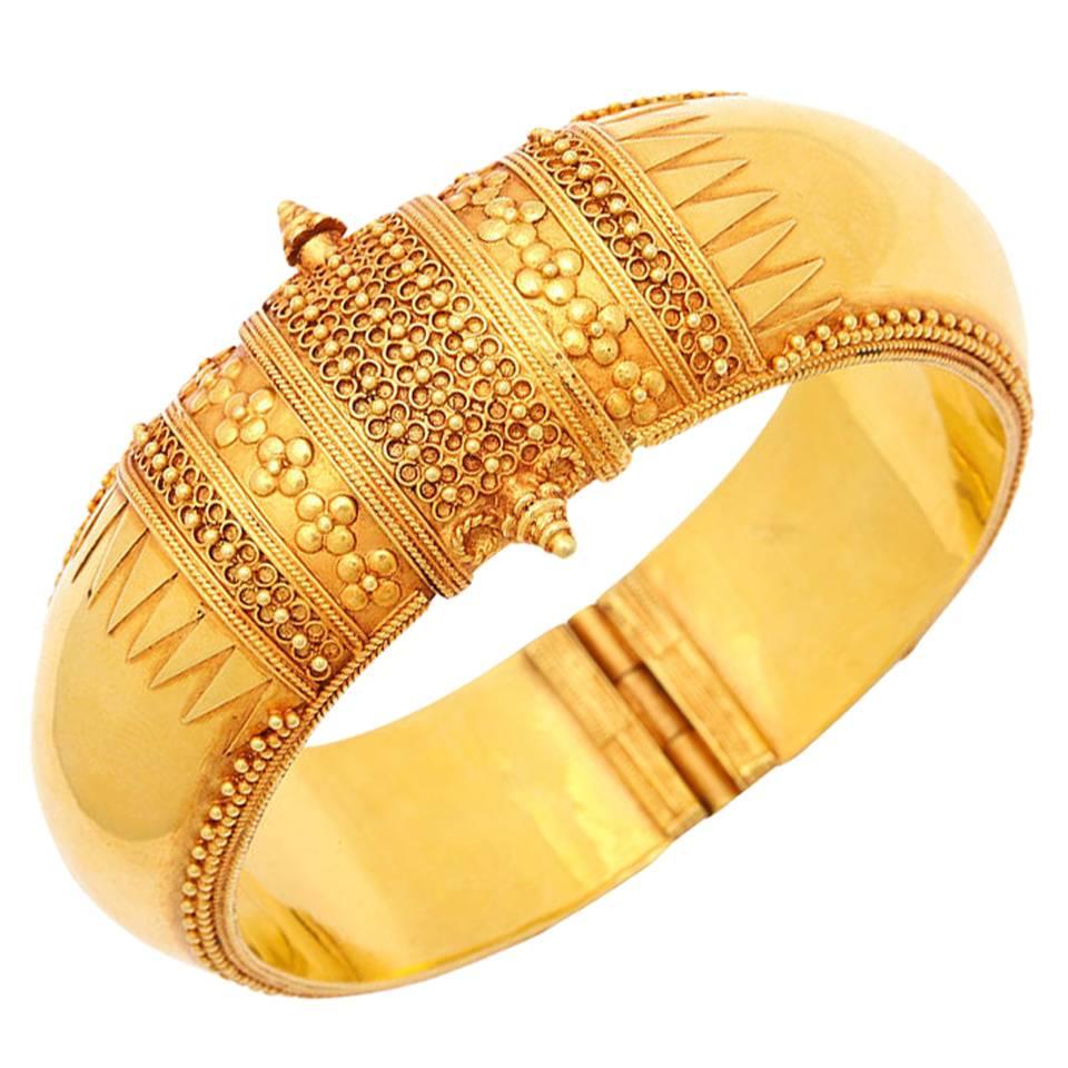 Gold Flower Temple Bracelet