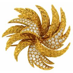 1980s Cartier Diamond Gold Pin Brooch Clip 12