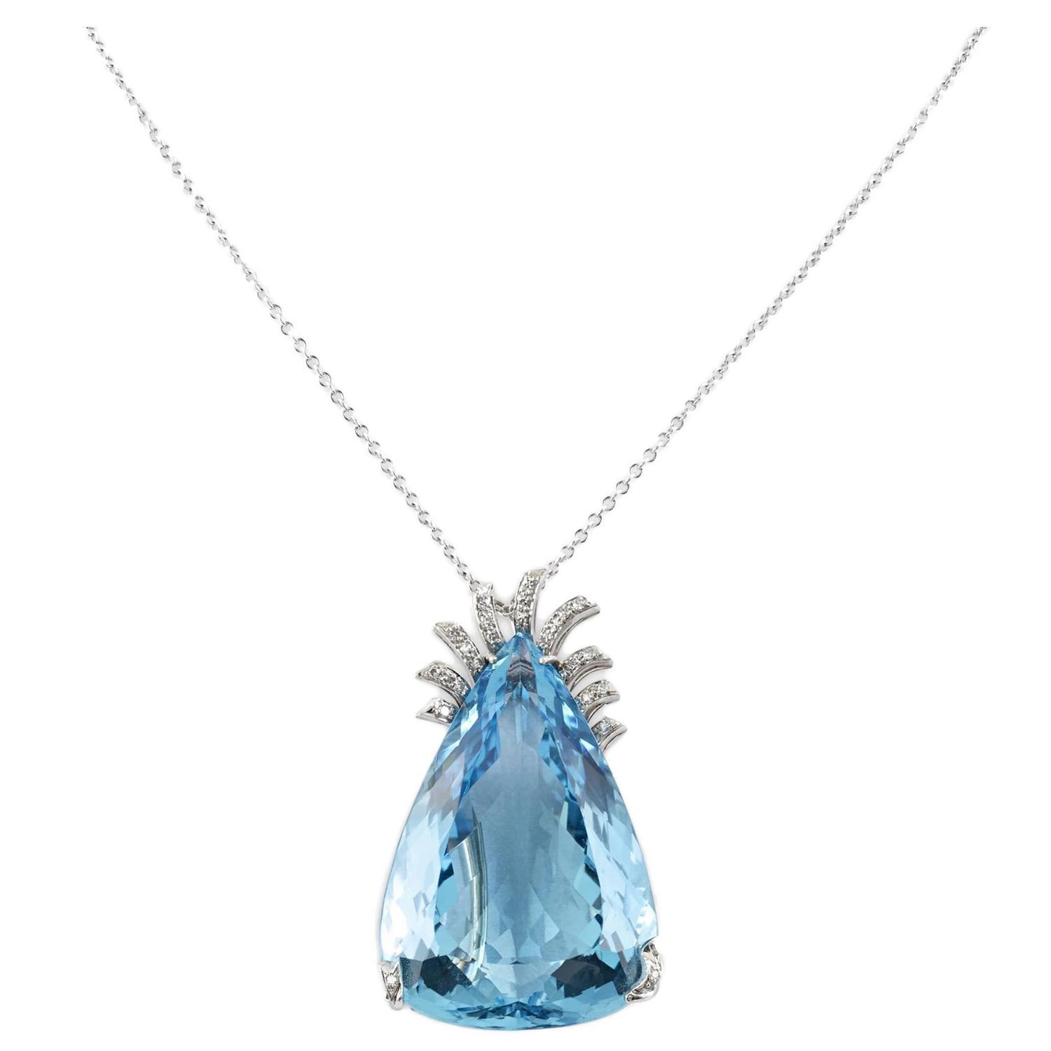 86.40 Carats Aquamarine Convertible Pendant and Brooch For Sale at 1stdibs