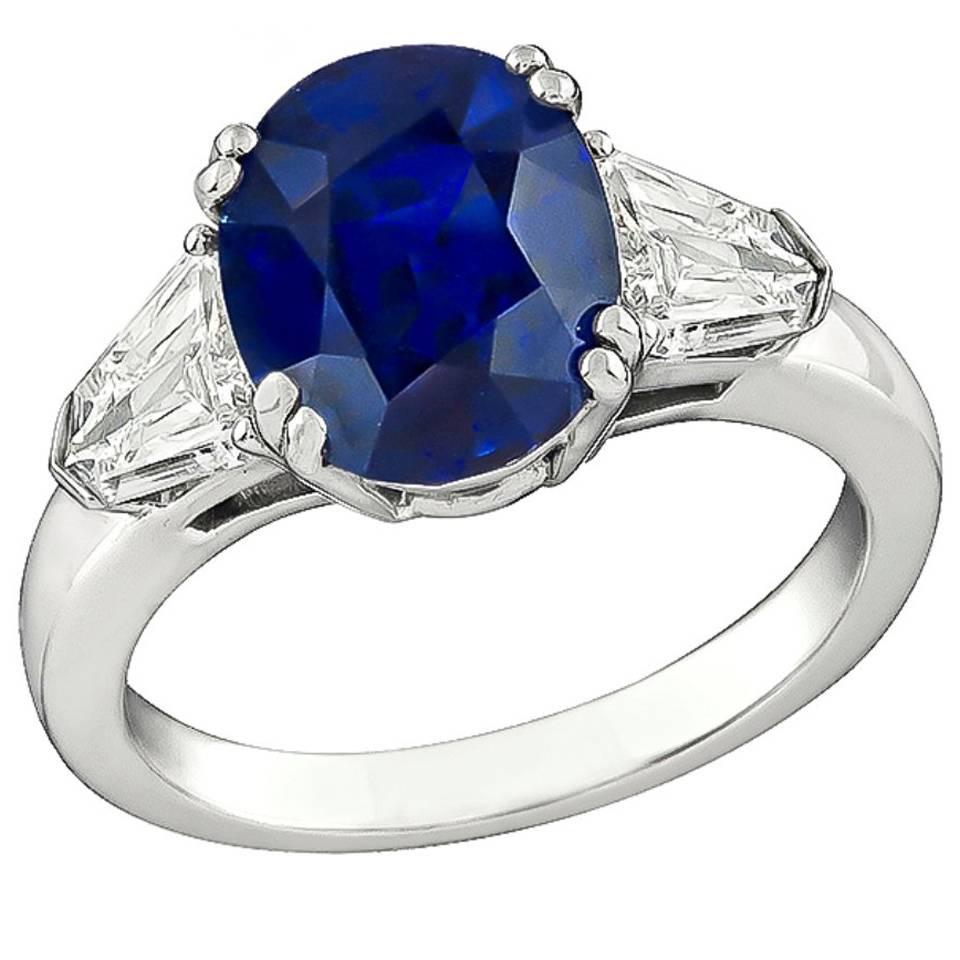 Amazing 4.04 Carat Natural Sapphire Diamond Platinum Engagement Ring For Sale
