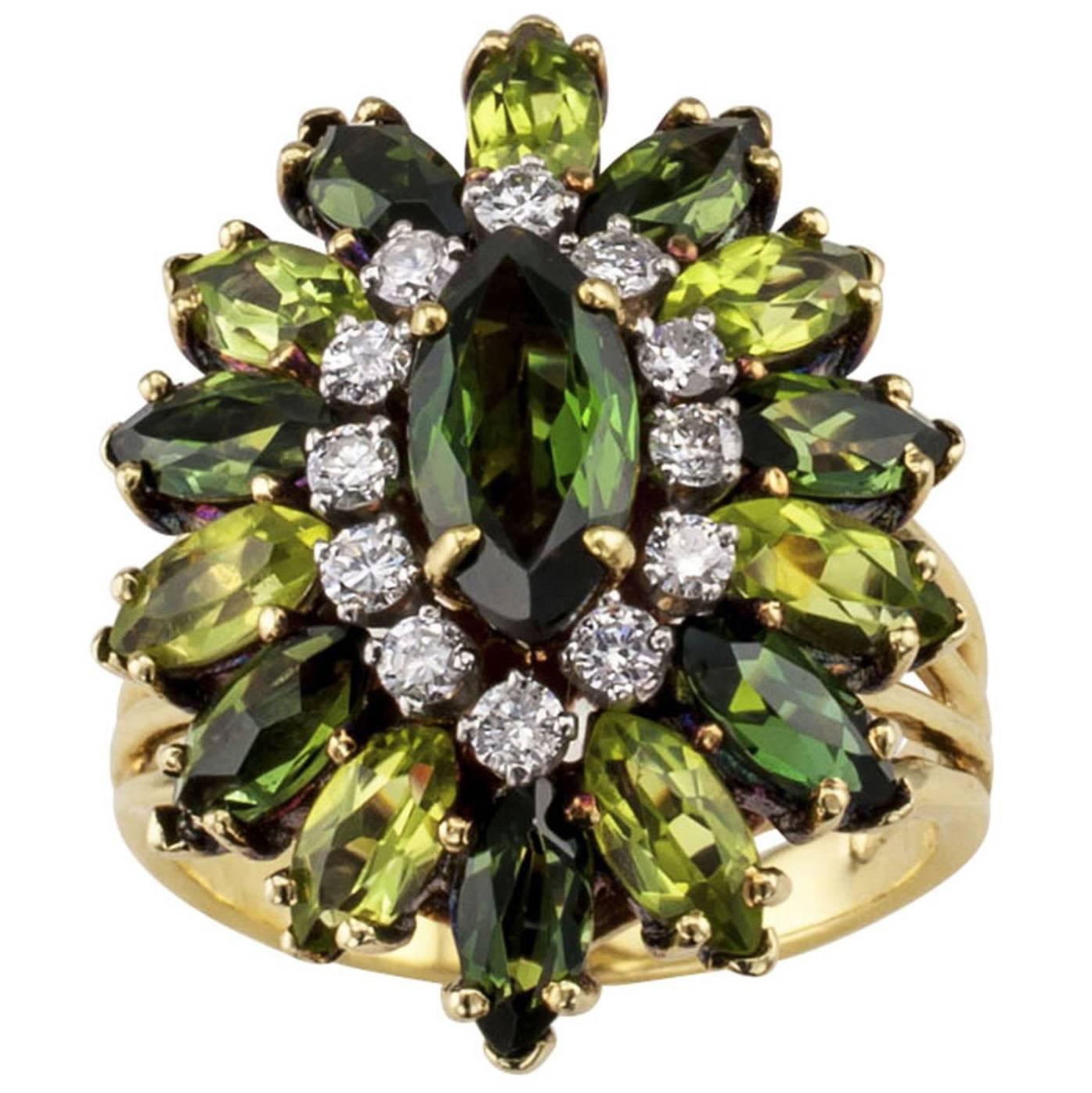1970s Green Tourmaline Diamond Gold Ring