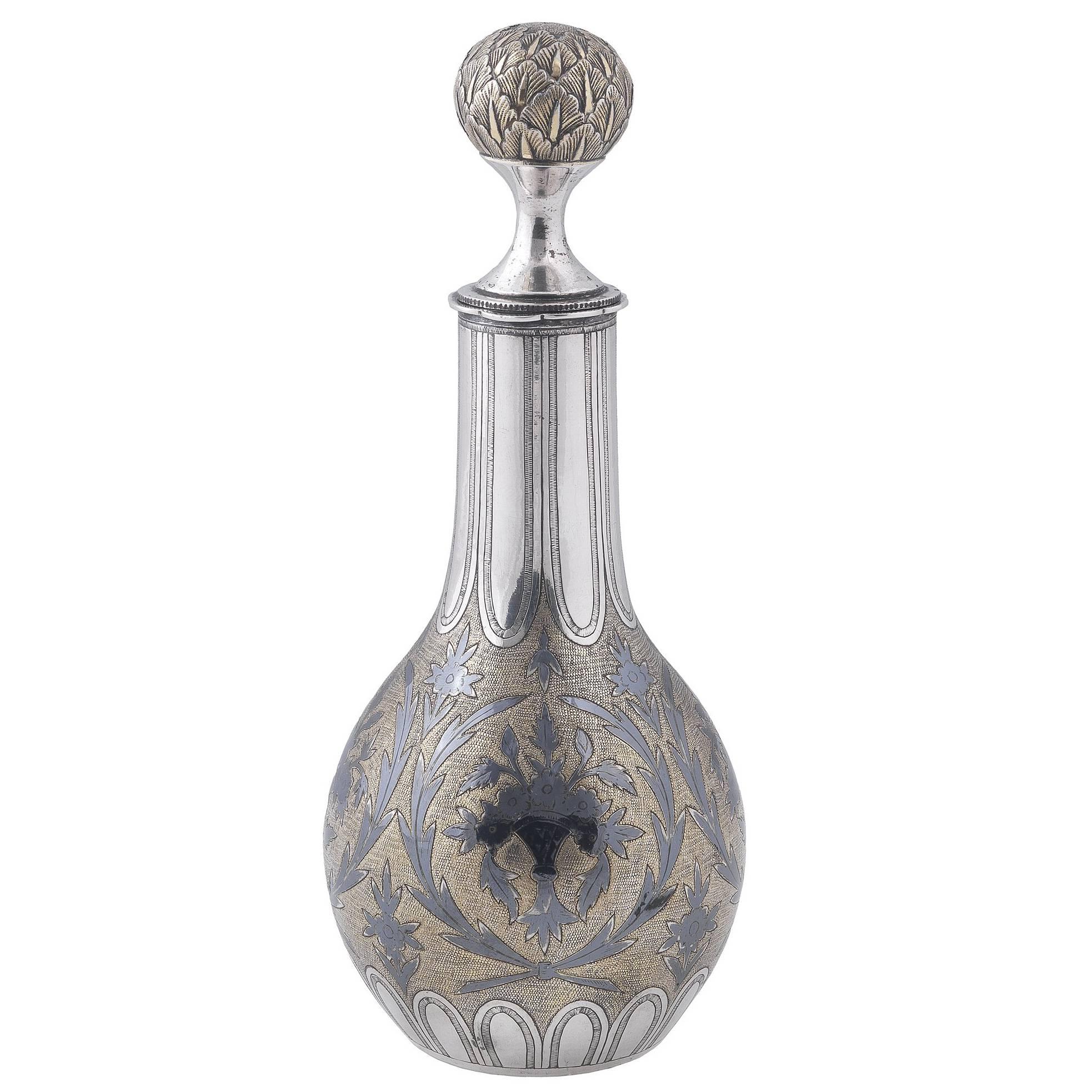 Bouteille de parfum russe en argent doré Niello 