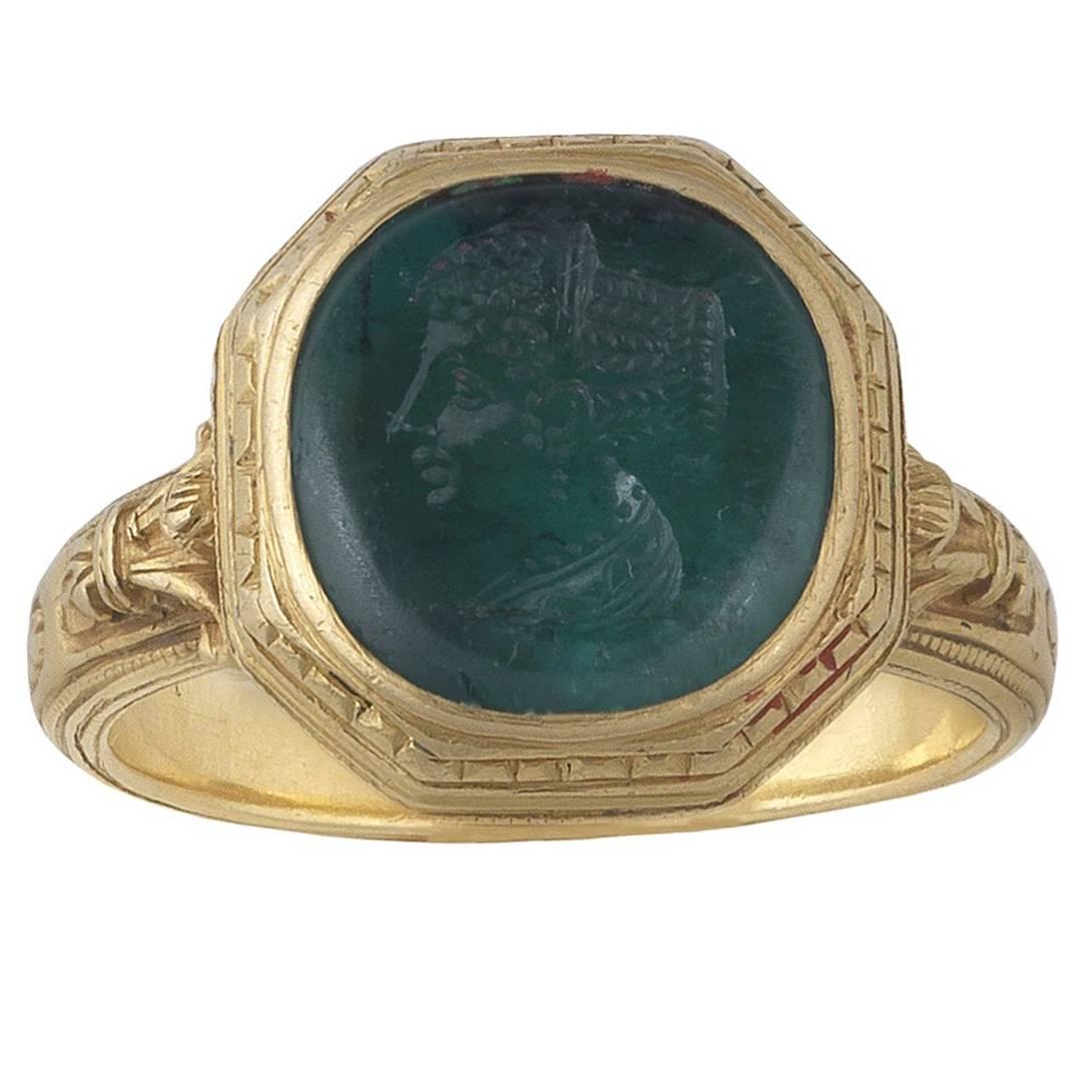 Antique 17th Century Renaissance Florentine  Emerald Intaglio Ring of Faustina
