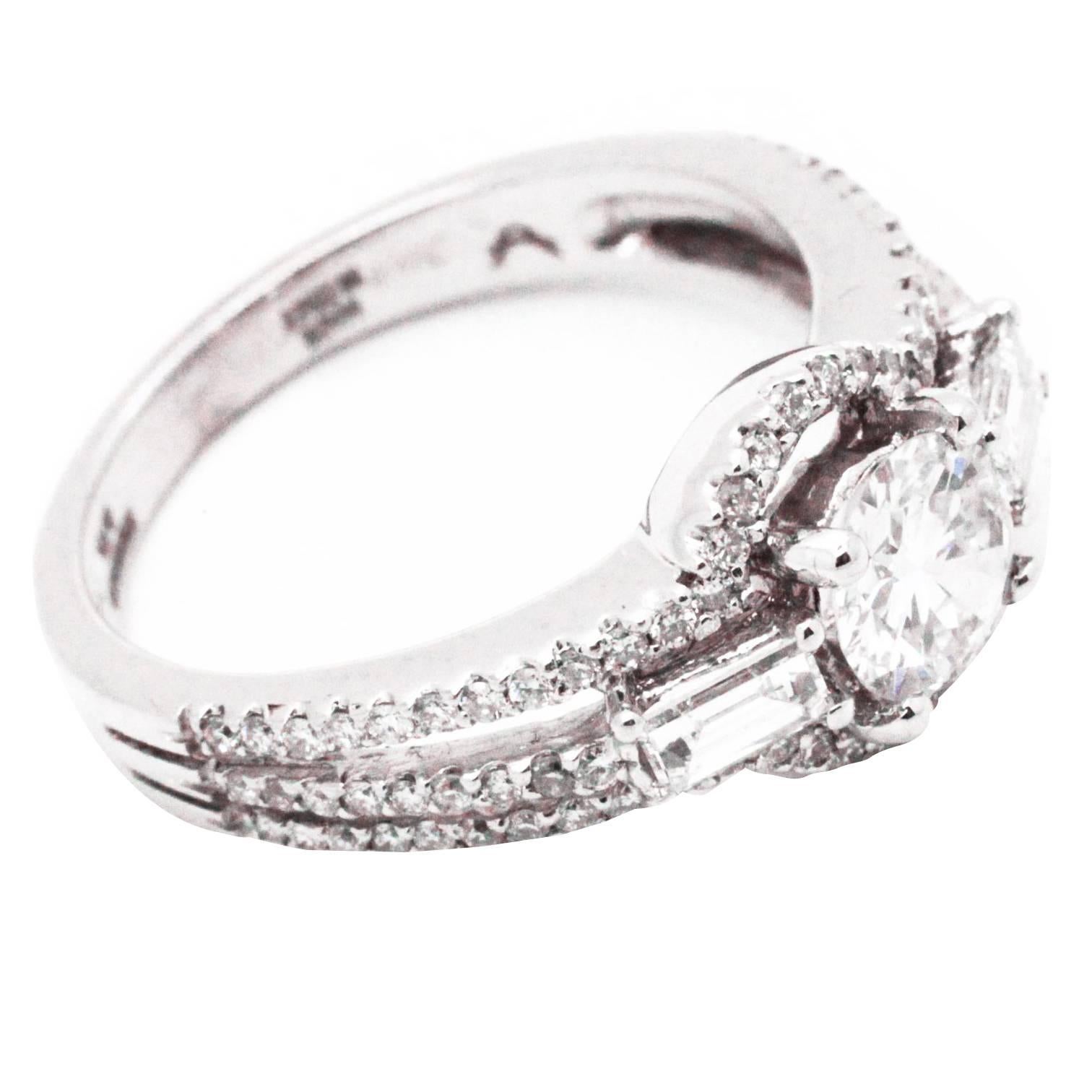 1.13 Carat white Diamond 18k white Gold Engagement Ring For Sale