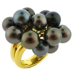 Tahitian Black Pearl Ring in Gold with 15 Moving Pearls