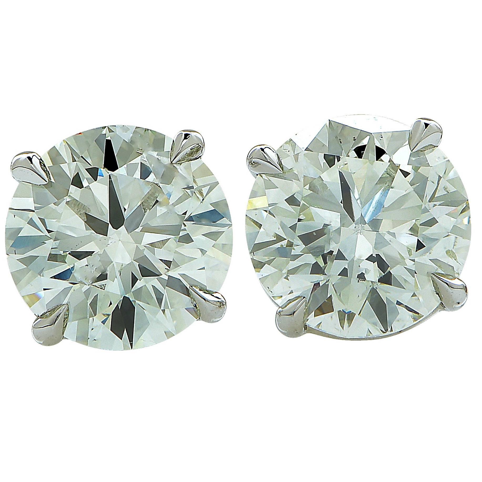 3.13 Carats Diamonds Solitaire Stud Earrings