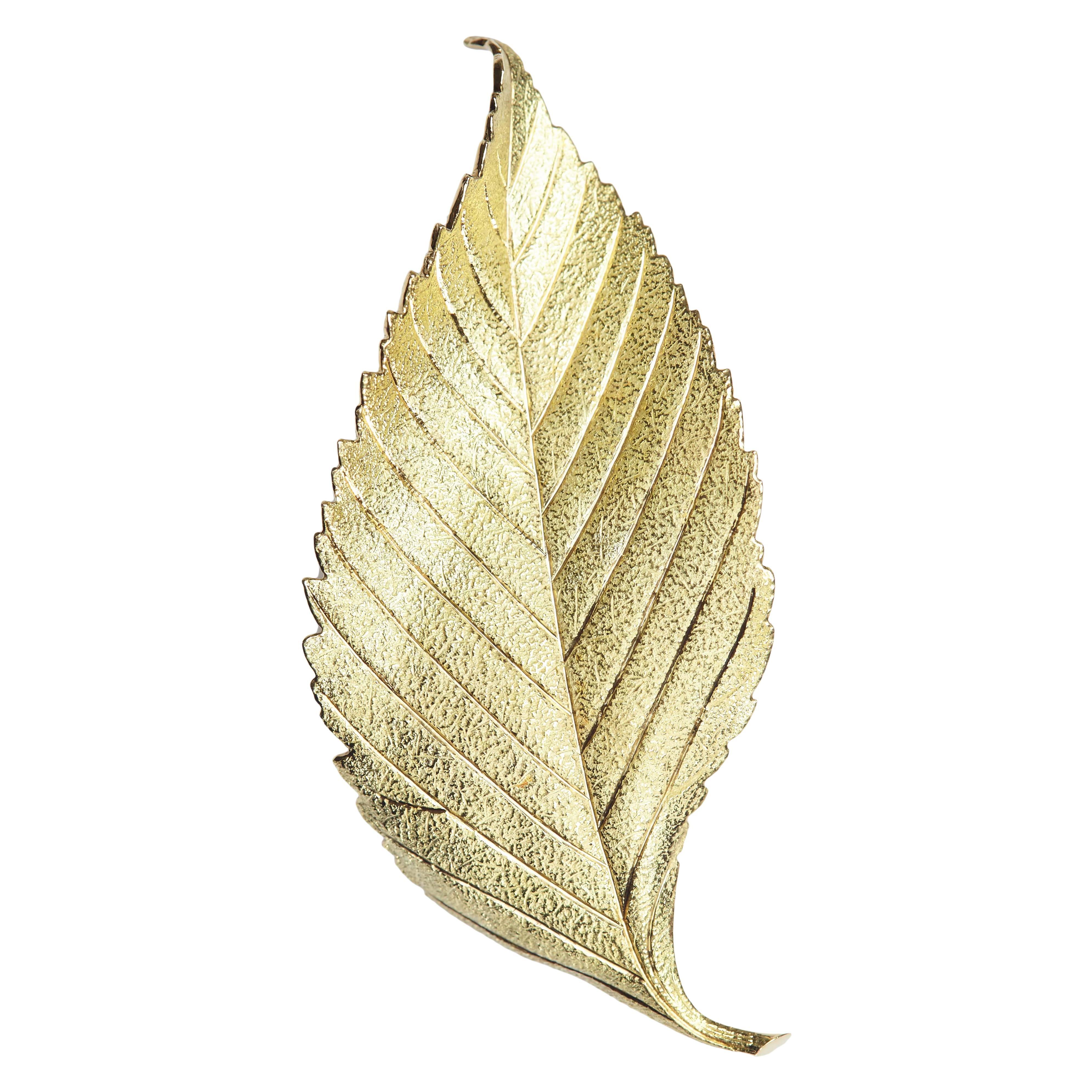 Cartier Gold Leaf Brooch For Sale