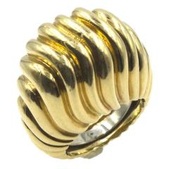 1960s David Webb Ribbed Dome Yellow Gold Ring