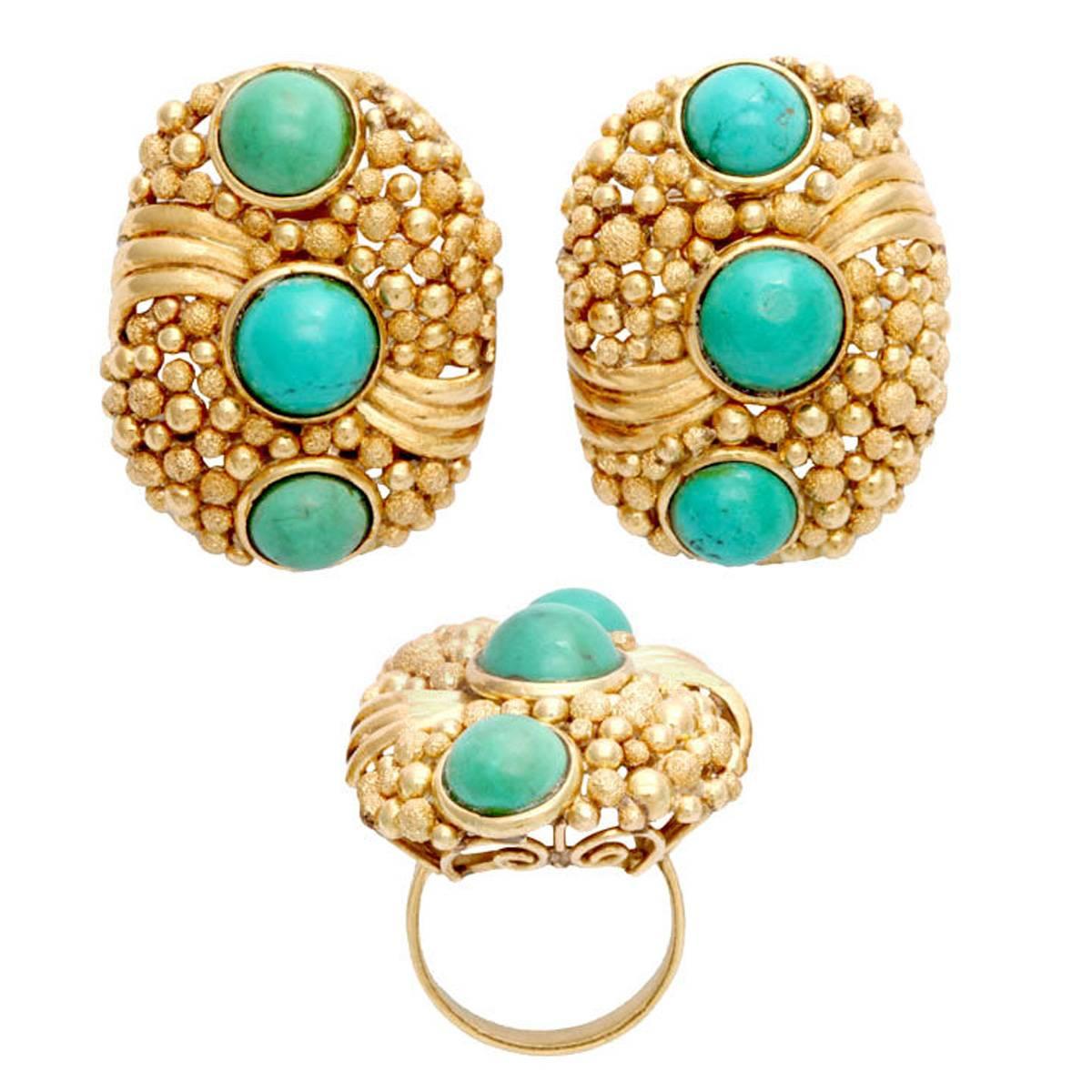 1970s Modern Design Textured Bubbles Turquoise Yellow Gold Ring and Earrings For Sale