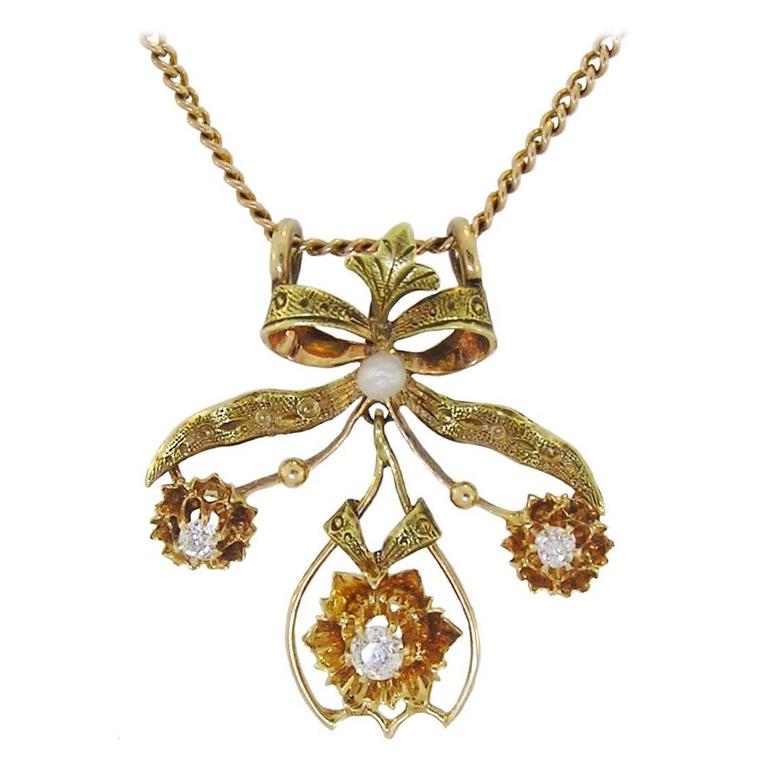 Art Nouveau Diamond and Pearl Necklace, circa 1900 For Sale at 1stDibs