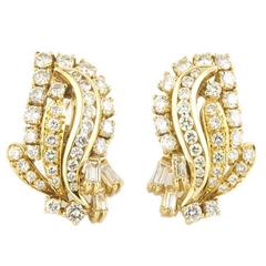 Beautiful Diamond & Gold Cocktail Earrings 2.50 Carat 10