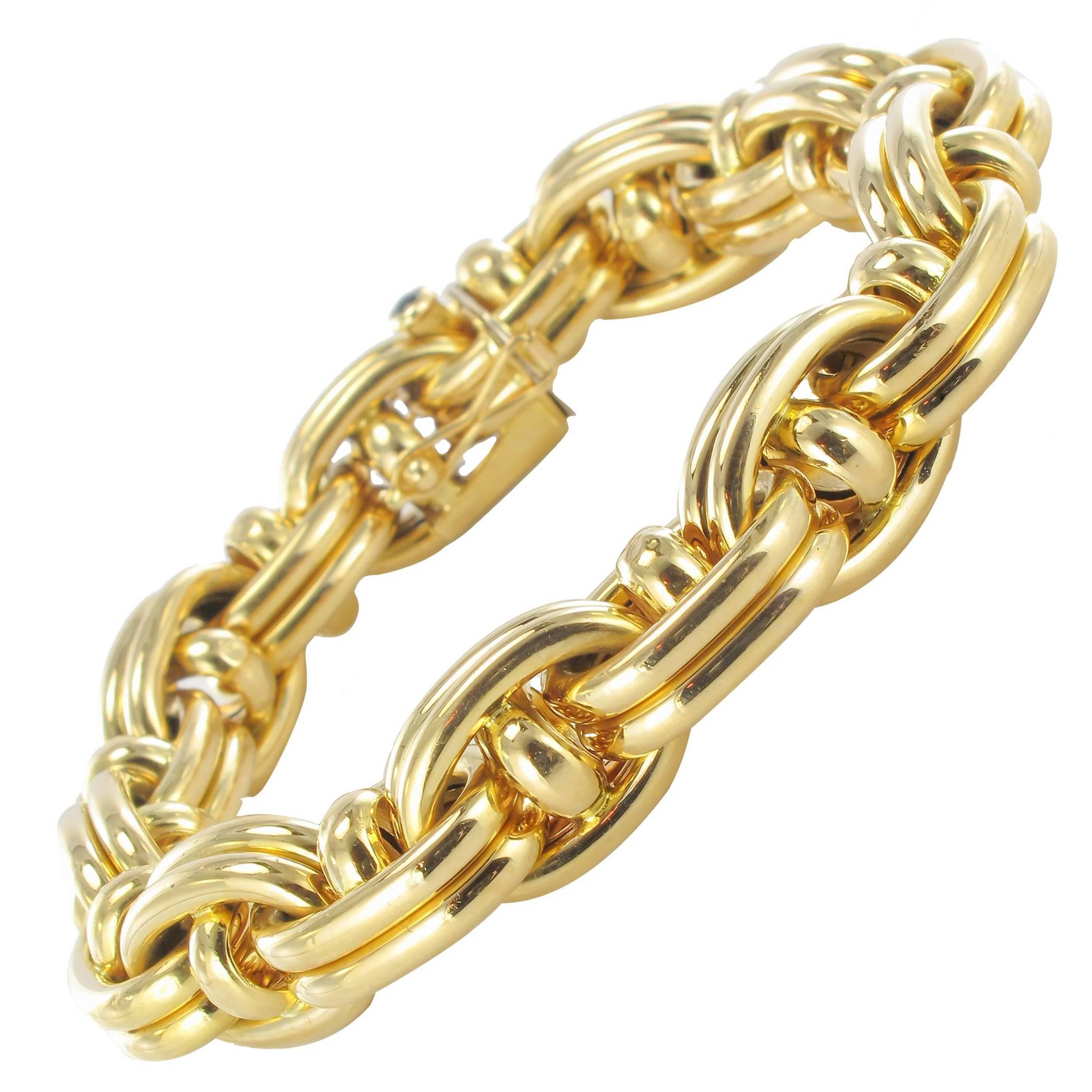1970s French Caplain Bijoux Yellow gold anchor chain bracelet