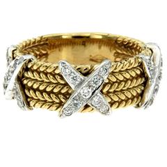 Rope Design Diamond Gold Band Ring