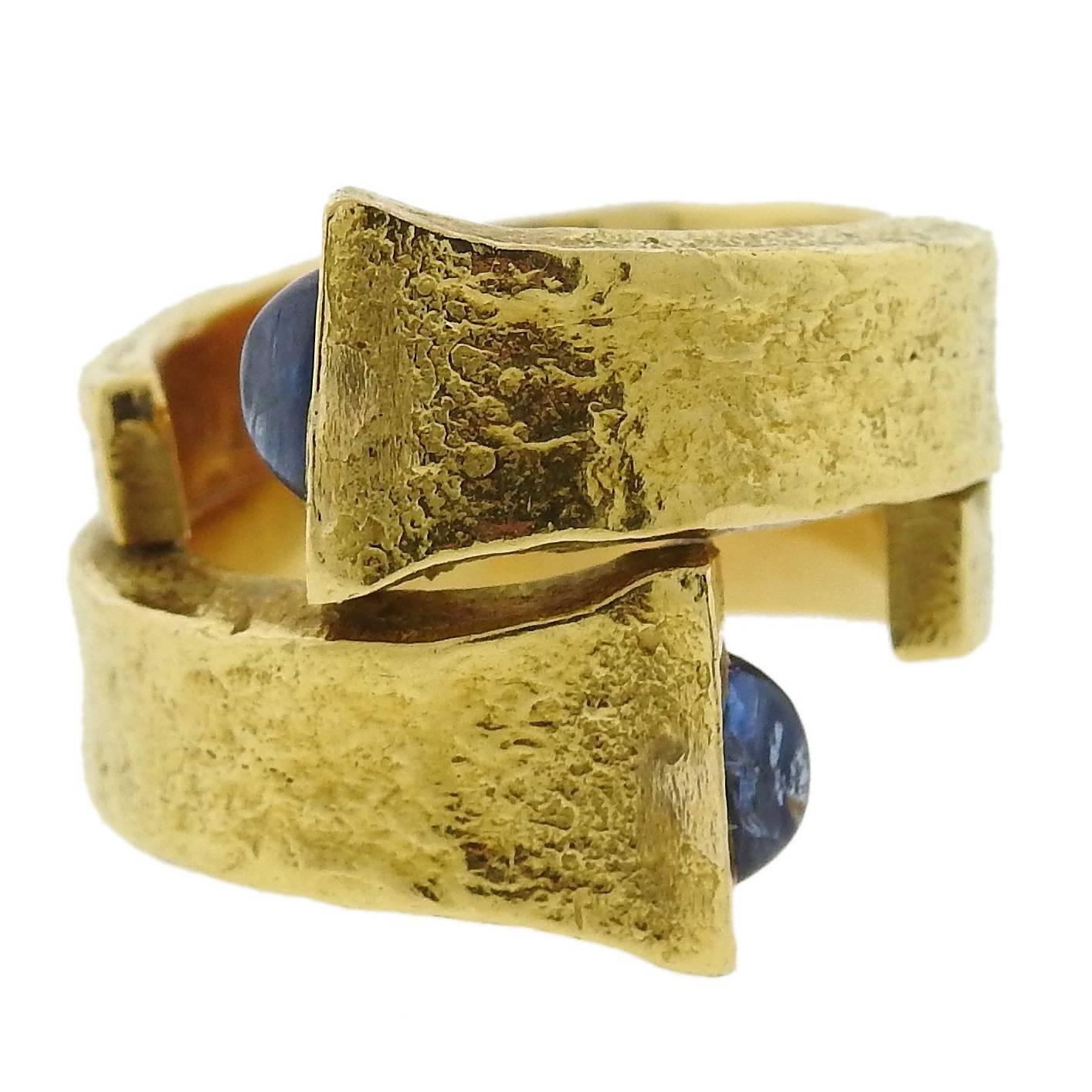 David Webb Iconic Sapphire Gold Rustic Nail Ring