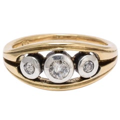 1940s Diamond Trilogy Gold Ring