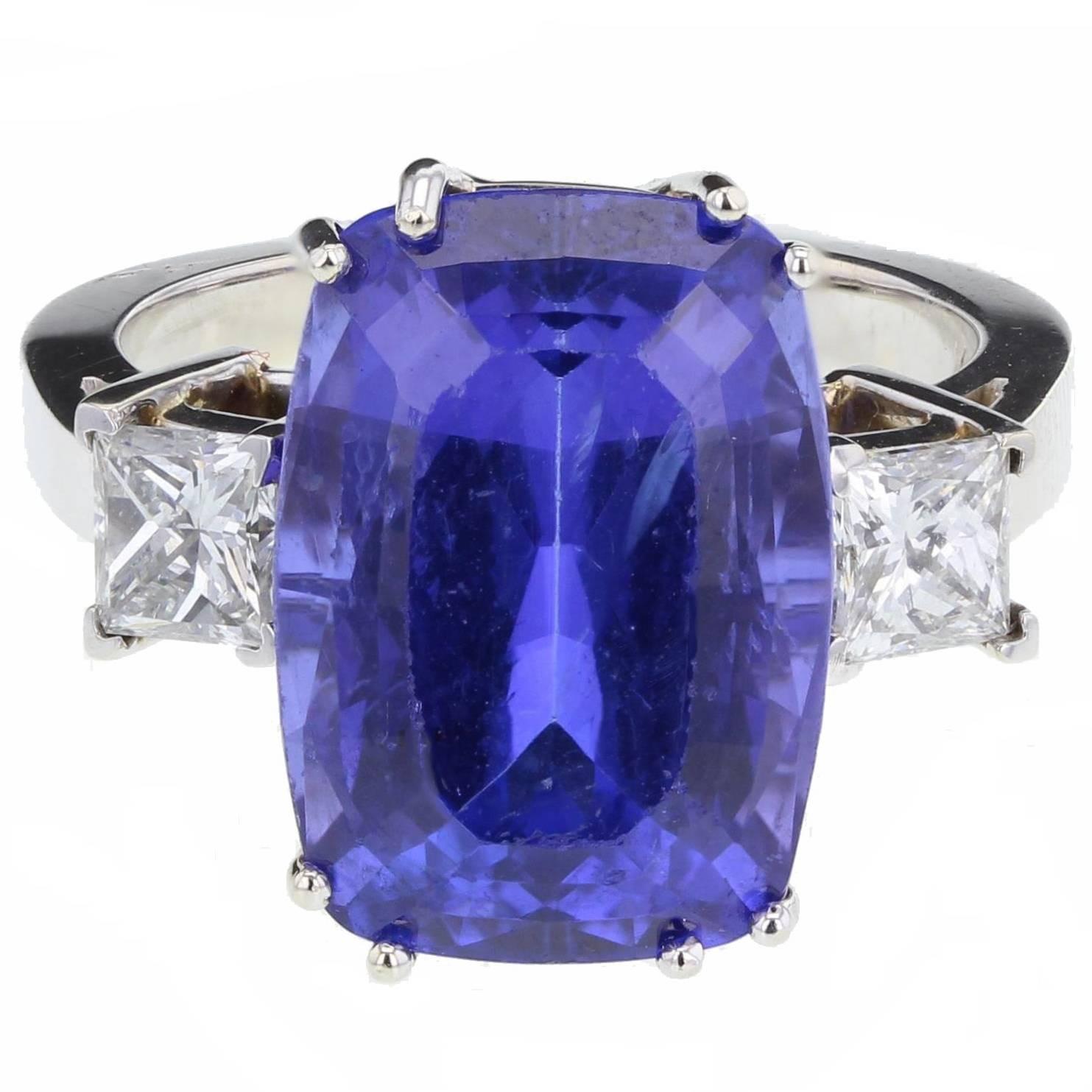 A Fine Tanzanite Diamond  Ring