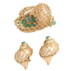 Shell Aquamarine Emerald Gold Earrings and Brooch Suite
