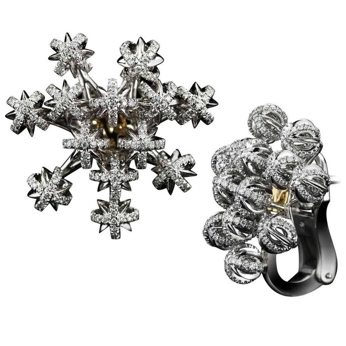 Alexandra Mor Diamond Gold Platinum Dome Snowflake Cluster Earrings For Sale