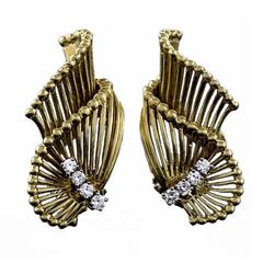 Tiffany & Co. Mid-20th Century Diamond and Gold Earrings 7