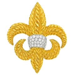 Vintage David Webb Diamond Set Fleur De Lis Gold Brooch