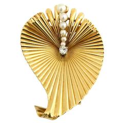 Pearl Diamond Gold Retro Brooch