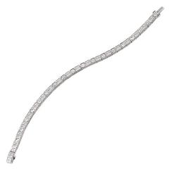 Antique Art Deco 4.0 Carats Diamond Line Bracelet With Flowers