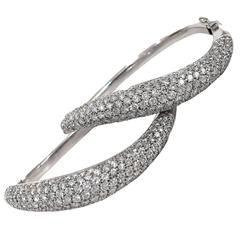 Pair of 5.88 Carat Diamond Gold Cuff Bracelets 3